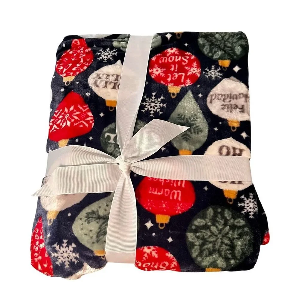 North Pole Trading Oversized Velvet Plush Throw Blanket Christmas Themed NWT